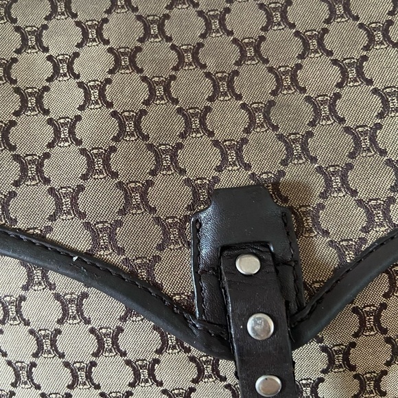 Celine Vintage Triomphe Monogram Canvas Shoulder Bag – Brown Logo Print - Picture 9 of 17